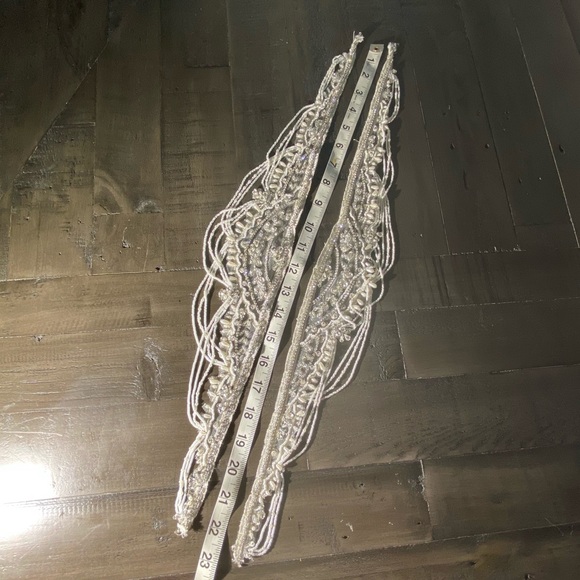 Straps embellished with Swarovski crystals - Picture 3 of 6